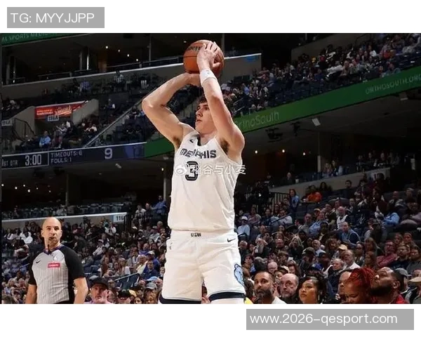 韦尔谈哈斯勒姆激励自己提升表现努力抢篮板追求更好表现