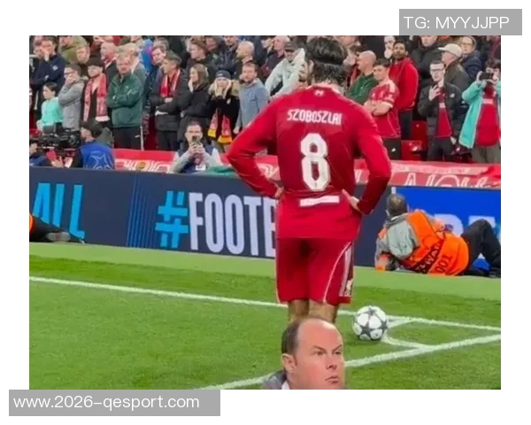 乔科尔评选英超最佳阵容索博斯洛伊独占红军席位引热议